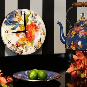 ⏰ MACKENZIE CHILDS WHITE FLOWER MARKET WALL CLOCK -- New & SUPER FAST SHIPPING